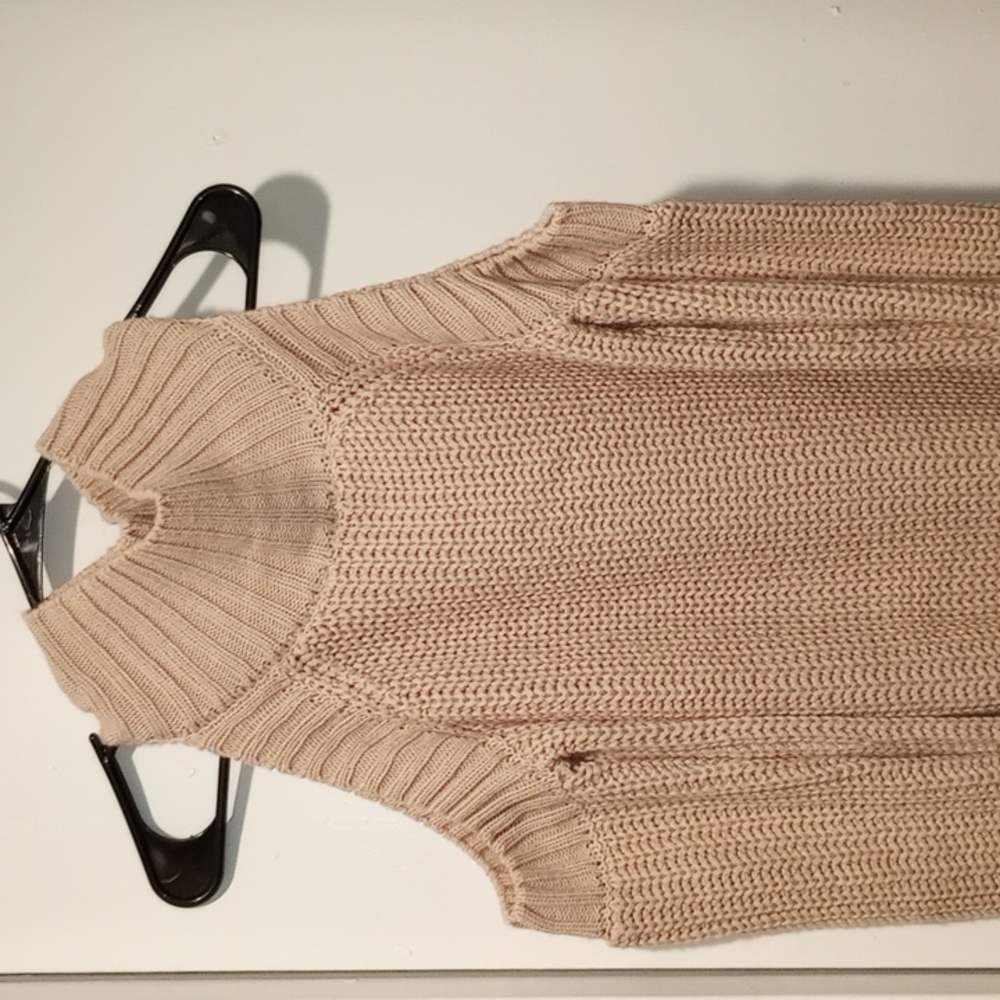 Long Sleeve Sweater with Open Shoulders